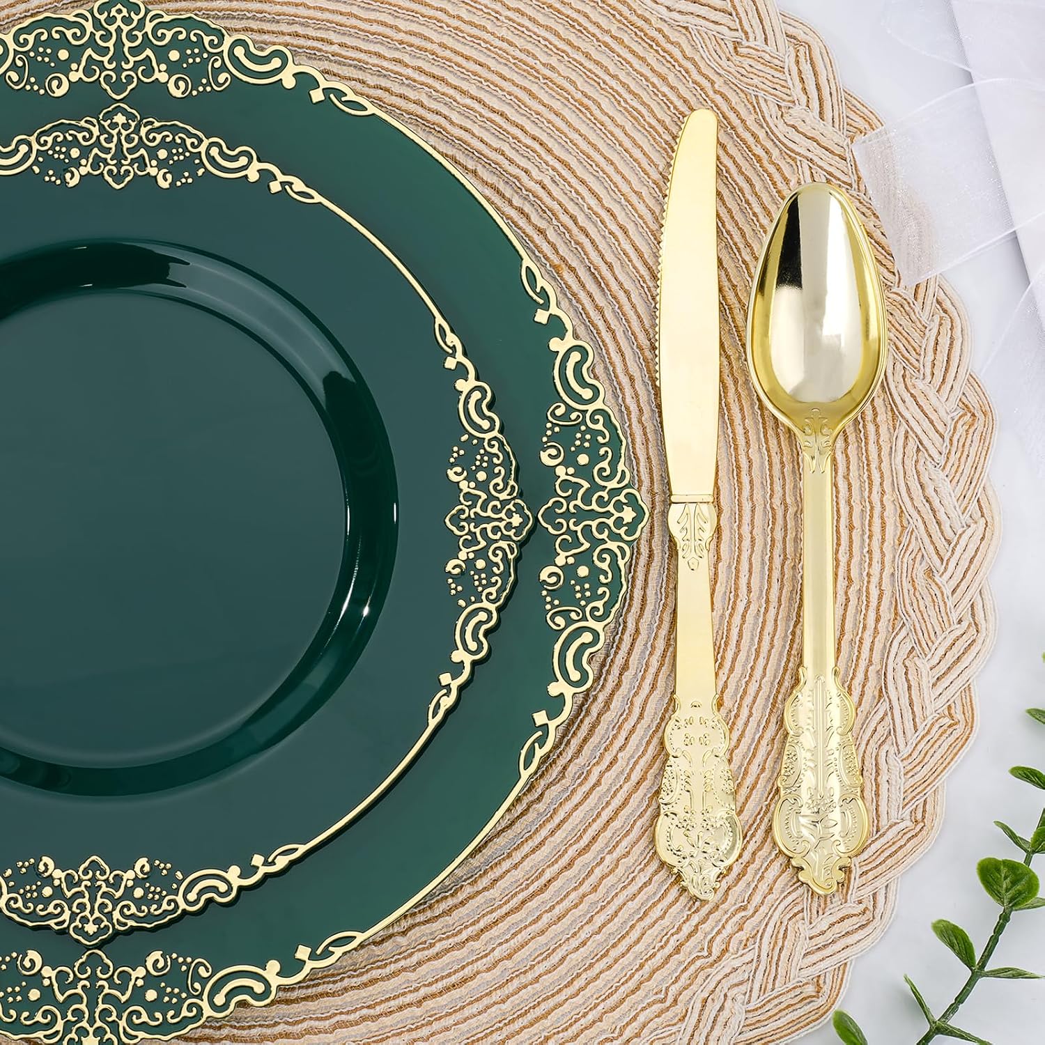 realluck 175 Piece Green and Gold Dinnerware Set for 25 Guests | Disposable Dinnerware Includes: 50 Disposable Plates, 75 Silverwares, 25 Cups, 25 Napkins for Party, Wedding, Graduation